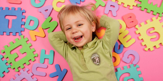 Изучение английского языка в раннем возрасте: плюсы и минусы