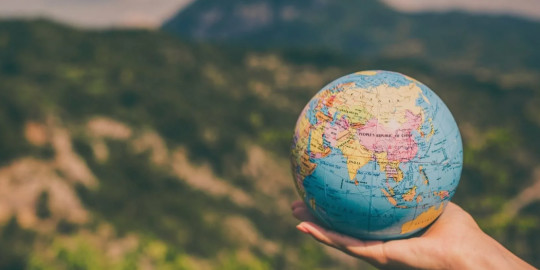 ТОП-10 книг по географии