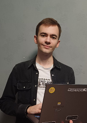 Репетитор Илья Олегович