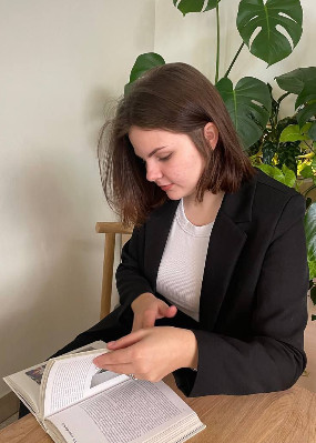 Репетитор Александра Андреевна