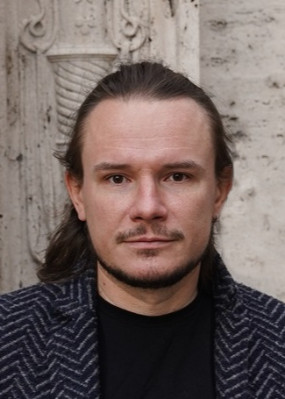 Репетитор Михаил Юрьевич