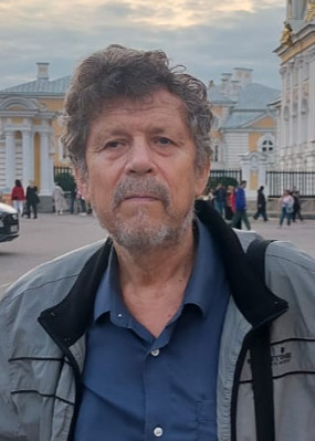 Репетитор Сергей Олегович