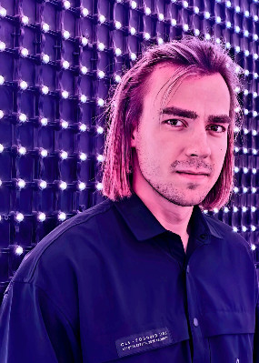 Репетитор Евгений Вячеславович