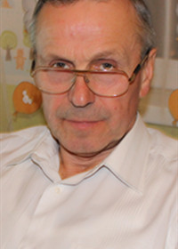 Репетитор Александр Георгиевич 