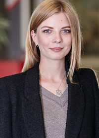 Репетитор Юлия Олеговна 