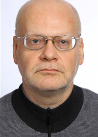 Репетитор Олег Викторович 