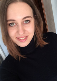 Репетитор Елена Эдуардовна 