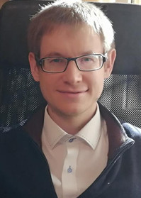 Репетитор Олег Георгиевич 