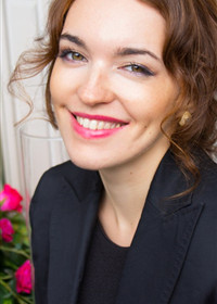 Репетитор Афина Юрьевна