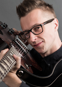 Репетитор Евгений Станиславович 