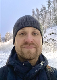 Репетитор Павел Григорьевич 