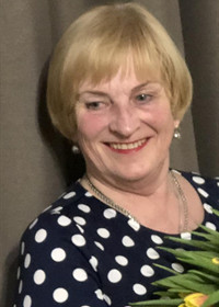 Репетитор Елена Витальевна 