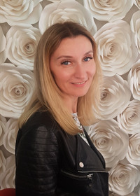 Репетитор Елена Петровна 