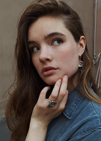 Репетитор Александра  Андреевна 