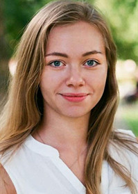 Репетитор Анастасия Максимовна 