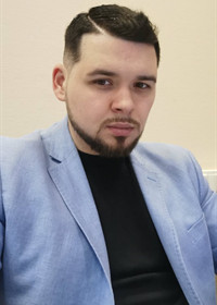 Репетитор Максим Александрович 