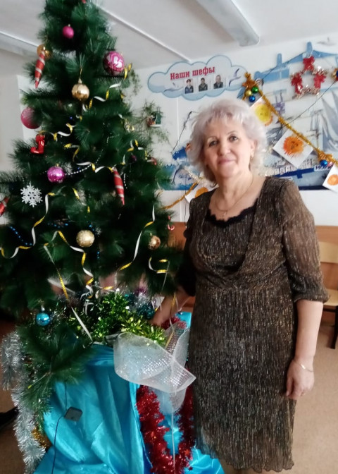 Репетитор Елена Романовна