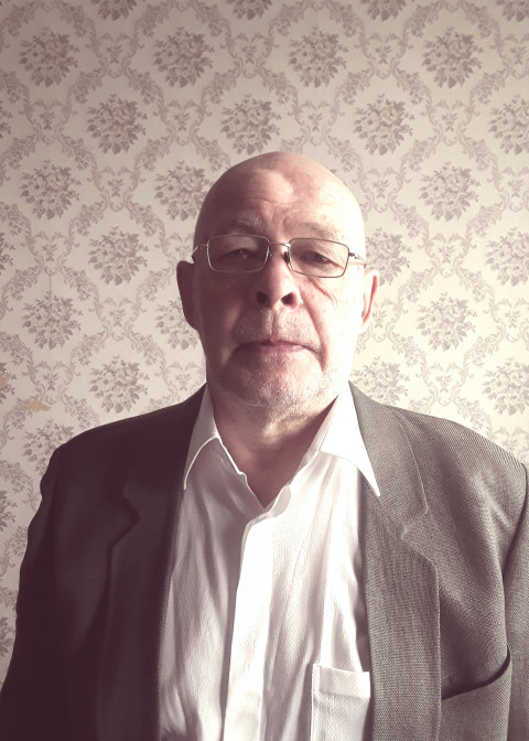 Репетитор Владимир Иванович