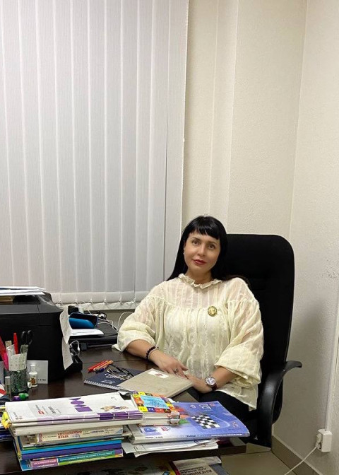 Репетитор Елена Юрьевна