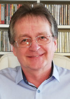 Репетитор Виктор Леонидович