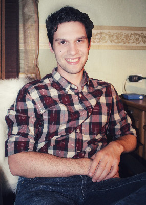 Репетитор Олег Сергеевич