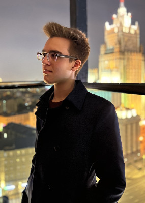 Репетитор Егор Максимович