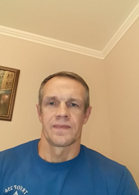 Репетитор Олег Анатольевич