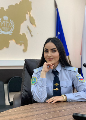 Репетитор Лариса Андраниковна