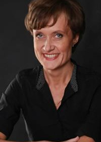 Репетитор Елена Вадимовна