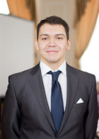 Репетитор Дмитрий Сергеевич