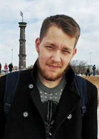 Репетитор Максим Артурович