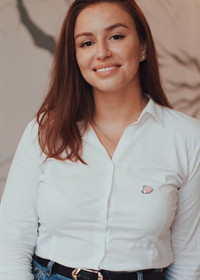 Репетитор Виктория Олеговна