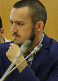 Репетитор Руслан Маратович