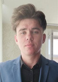 Репетитор Артем Антонович