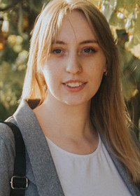 Репетитор Юлия Олеговна