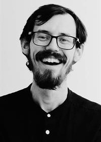 Репетитор Денис Евгеньевич