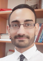 Репетитор Азат Гикрамович