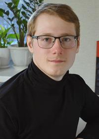 Репетитор Максим Сергеевич