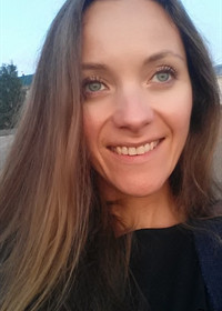 Репетитор Ирина Юрьевна