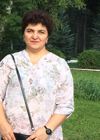 Репетитор Маринэ Мирановна