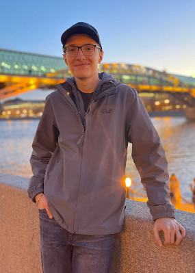 Репетитор Илья Константинович