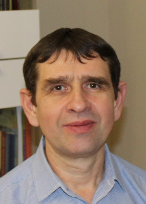 Репетитор Александр Васильевич