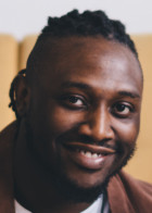 Репетитор Теофилус Дамилола