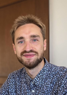 Репетитор Николай Георгиевич