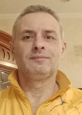 Репетитор Армен Юрьевич