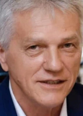 Репетитор Владимир Моисеевич